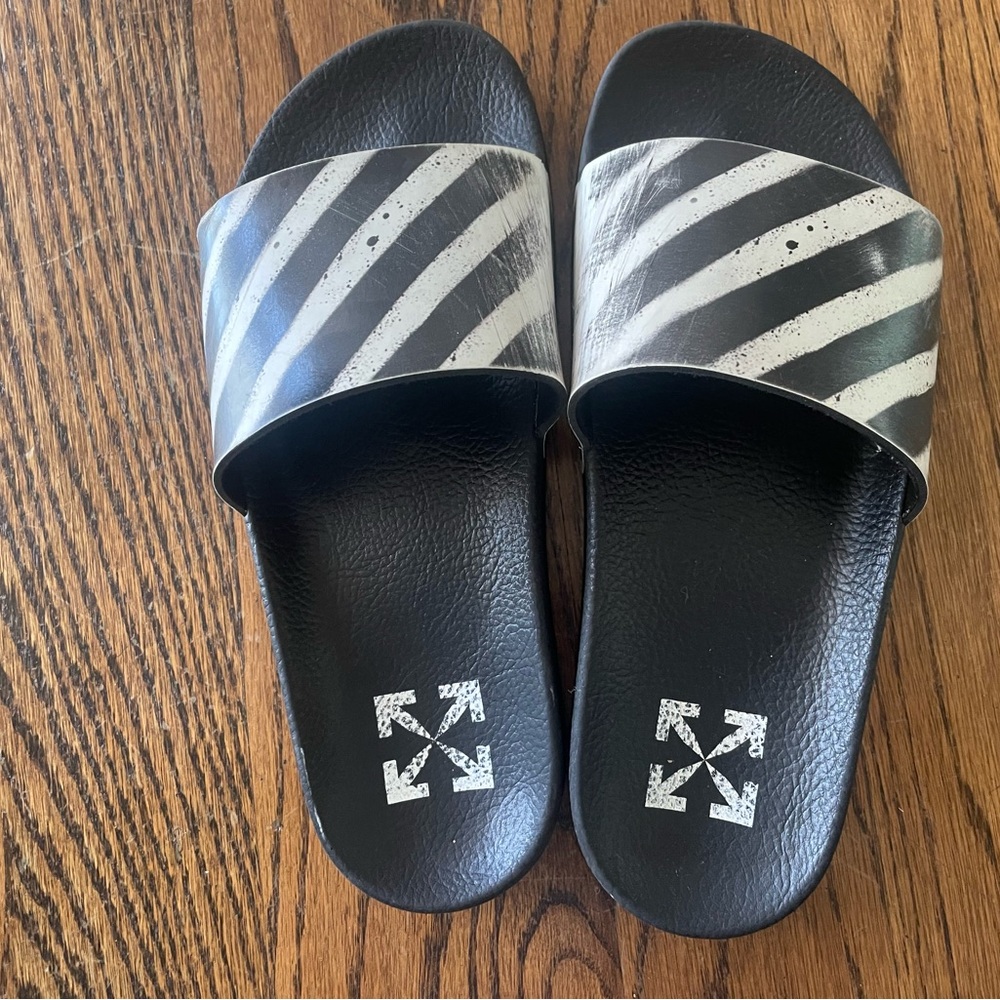 Off-White Monochrome Striped Slides